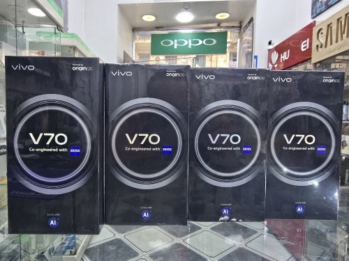 Vivo V70